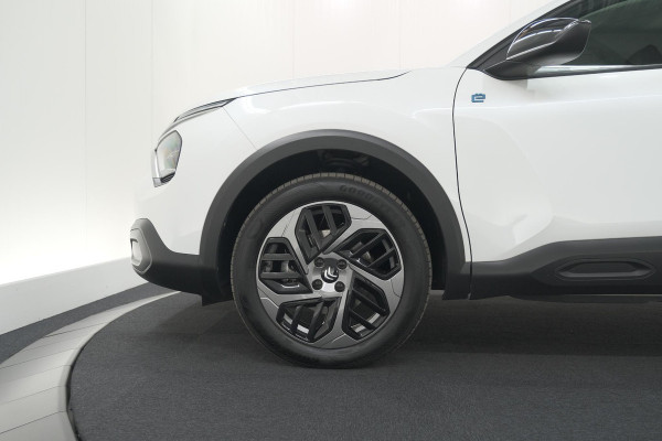 Citroën Ë-C4 X You 50 kWh | SOH 97,1% | 3 FASE Laadfunctie | Camera | Apple Carplay