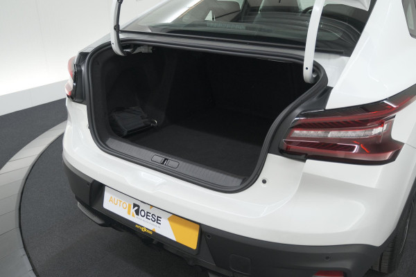 Citroën Ë-C4 X You 50 kWh | SOH 97,1% | 3 FASE Laadfunctie | Camera | Apple Carplay