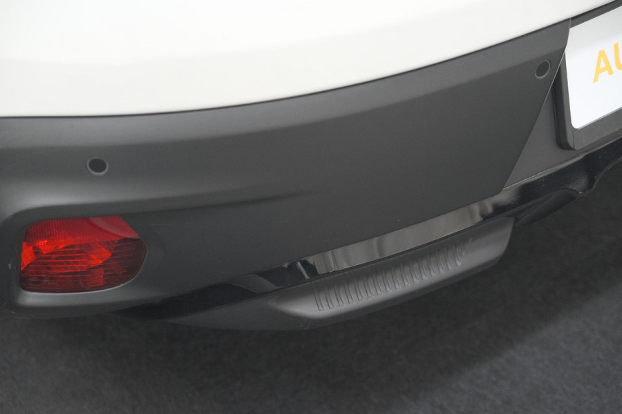 Citroën Ë-C4 X You 50 kWh | SOH 97,1% | 3 FASE Laadfunctie | Camera | Apple Carplay