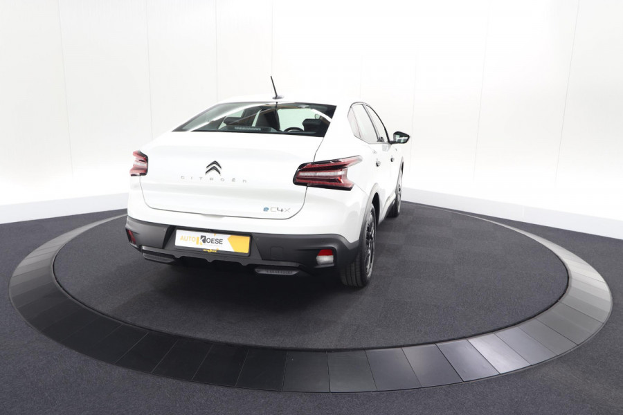 Citroën Ë-C4 X You 50 kWh | SOH 97,1% | 3 FASE Laadfunctie | Camera | Apple Carplay
