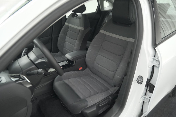 Citroën Ë-C4 X You 50 kWh | SOH 97,1% | 3 FASE Laadfunctie | Camera | Apple Carplay