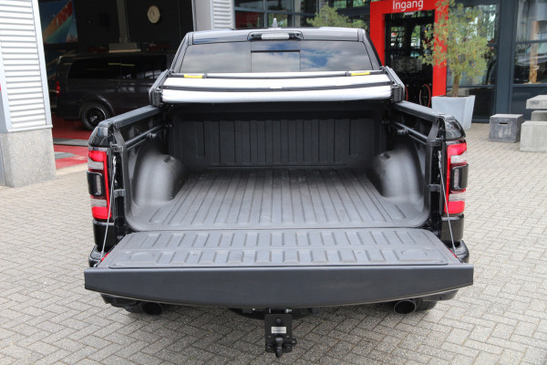 Dodge Ram 1500 5.7 HEMI V8 | Luchtvering | Virtual cockpit | Panorama | Vol!!