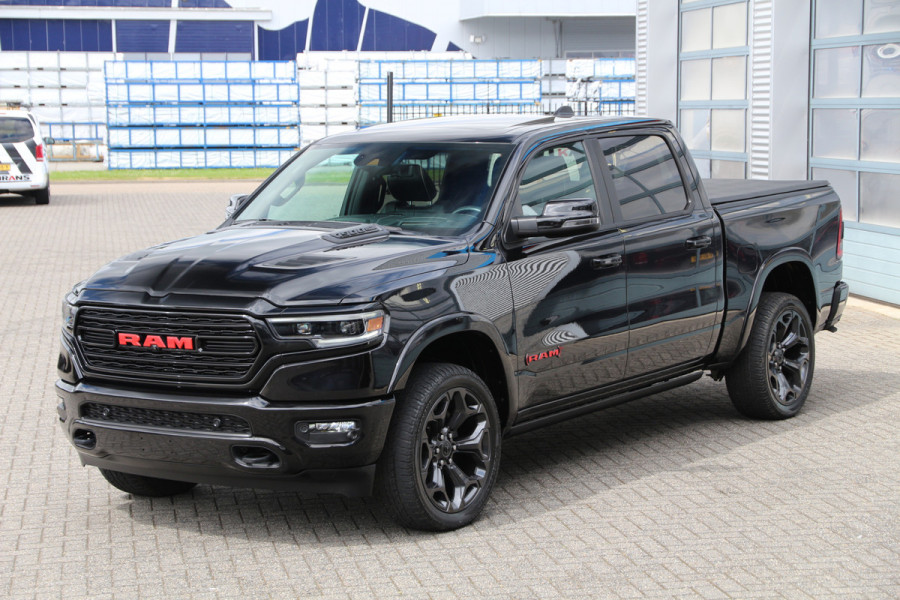 Dodge Ram 1500 5.7 HEMI V8 | Luchtvering | Virtual cockpit | Panorama | Vol!!