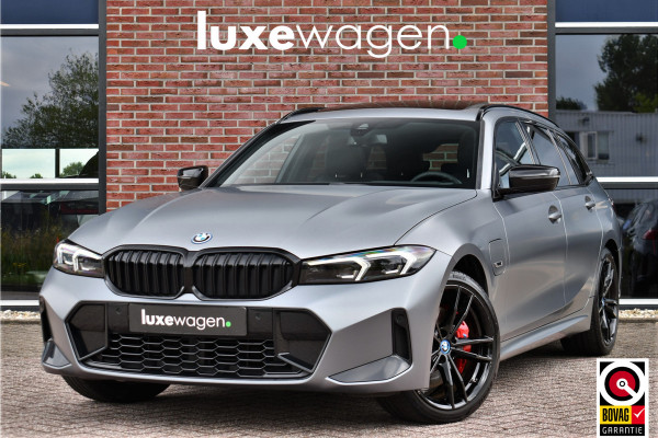 BMW 3 Serie Touring 330e xDrive M-Sport Pro Frozen-Grey Pano Trekh El-zetel HUD Merino-leder 19inch Adp-onderstel