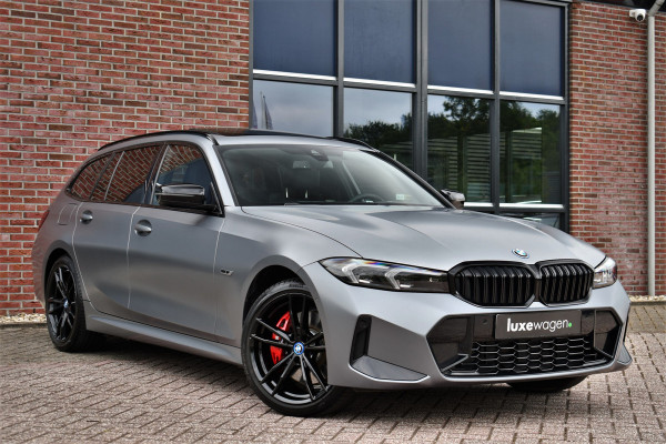 BMW 3 Serie Touring 330e xDrive M-Sport Pro Frozen-Grey Pano Trekh El-zetel HUD Merino-leder 19inch Adp-onderstel