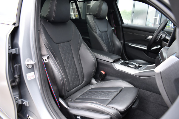 BMW 3 Serie Touring 330e xDrive M-Sport Pro Frozen-Grey Pano Trekh El-zetel HUD Merino-leder 19inch Adp-onderstel
