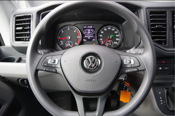 Volkswagen Crafter 35 2.0 TDI L3H3(L2H2) BLACK EDITION! AUT. LED, TREKHAAK, BETIMMERING, STOELVERWARMING, GEVEERDE ERGO COMFORT STOEL, CAMERA, NAVI