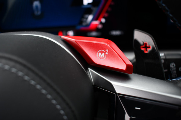 BMW M5 Touring | Kreidegrau Ind. | Ultimate Pack | Keramisch | Pano | Trekh | B&W | DA+