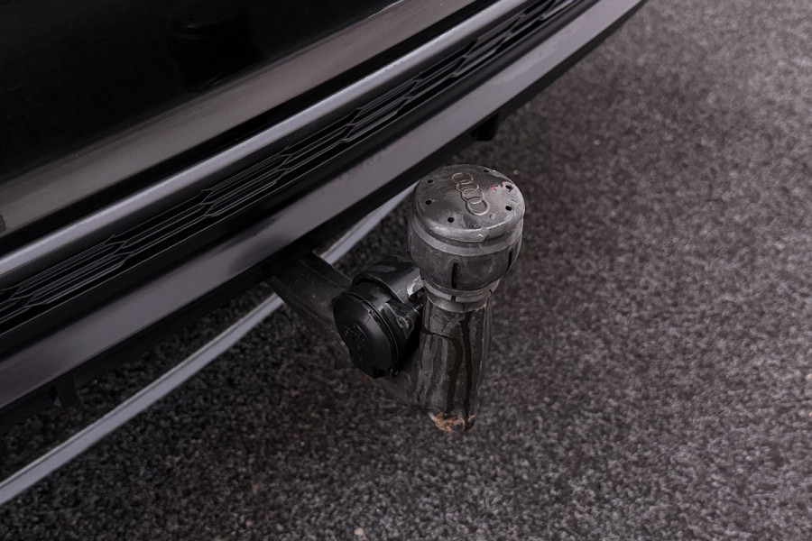 Audi A6 Avant 55 TFSI e quattro Competition (PANO, TREKHAAK WEGKLAPBAAR, HEAD-UP, 360 CAMERA, STOELKOELING, DEALER ONDERHOUDEN)