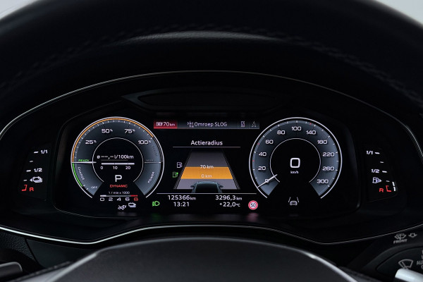 Audi A6 Avant 55 TFSI e quattro Competition (PANO, TREKHAAK WEGKLAPBAAR, HEAD-UP, 360 CAMERA, STOELKOELING, DEALER ONDERHOUDEN)