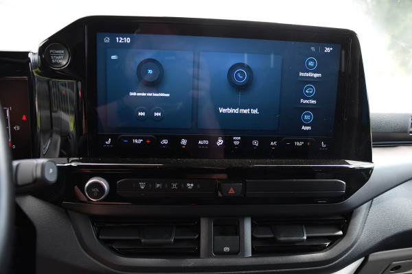 Ford Transit Custom 300 2.0 TDCI L1H1 Sport Camera, Cruise, Carplay, Virtual, 170pk, Stoelverwarming, Automaat, LED, Multimedia, Sensoren, Uniek!