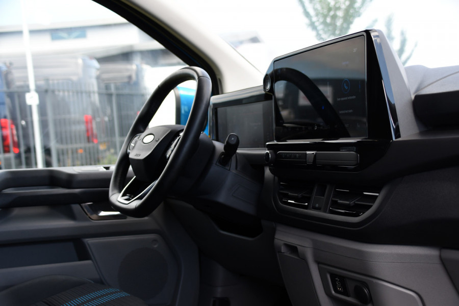 Ford Transit Custom 300 2.0 TDCI L1H1 Sport Camera, Cruise, Carplay, Virtual, 170pk, Stoelverwarming, Automaat, LED, Multimedia, Sensoren, Uniek!