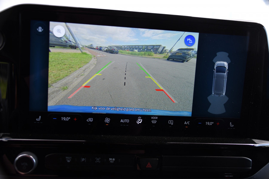 Ford Transit Custom 300 2.0 TDCI L1H1 Sport Camera, Cruise, Carplay, Virtual, 170pk, Stoelverwarming, Automaat, LED, Multimedia, Sensoren, Uniek!