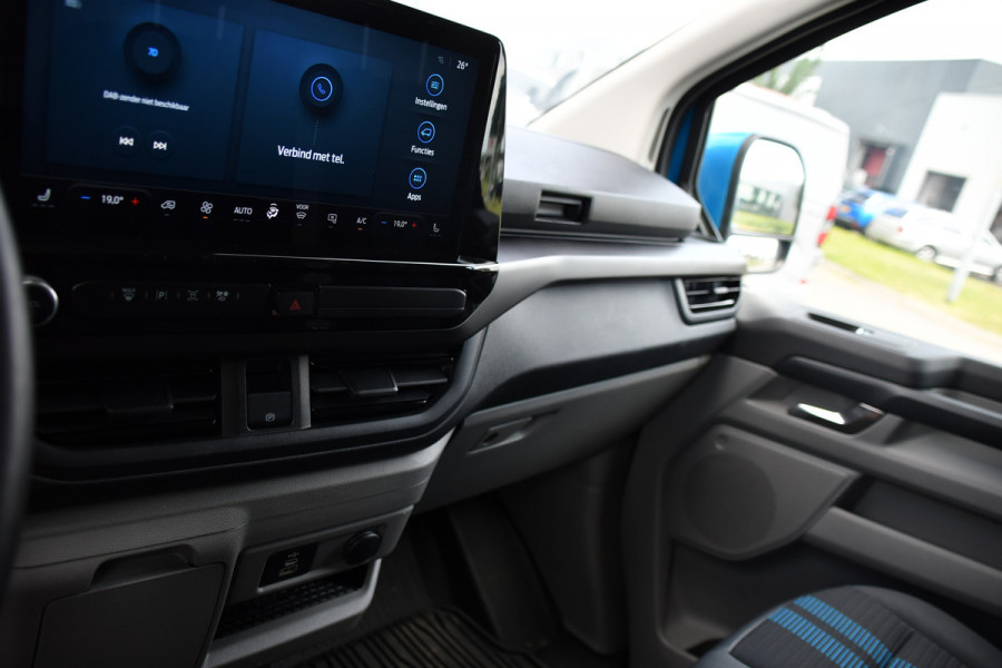 Ford Transit Custom 300 2.0 TDCI L1H1 Sport Camera, Cruise, Carplay, Virtual, 170pk, Stoelverwarming, Automaat, LED, Multimedia, Sensoren, Uniek!