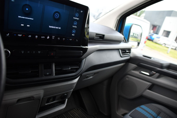 Ford Transit Custom 300 2.0 TDCI L1H1 Sport Camera, Cruise, Carplay, Virtual, 170pk, Stoelverwarming, Automaat, LED, Multimedia, Sensoren, Uniek!