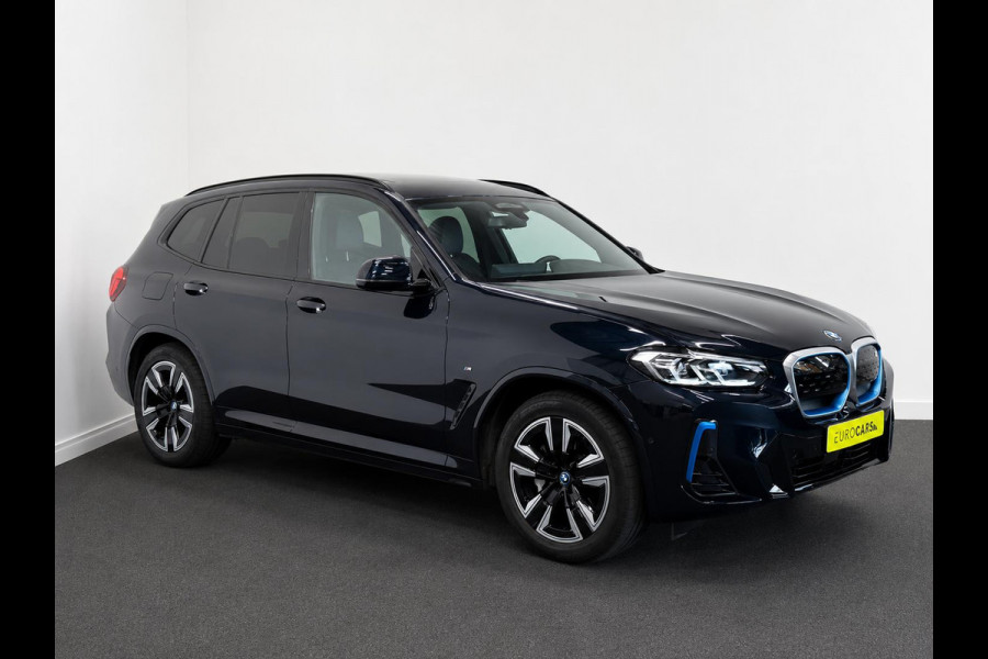 BMW iX3 High Executive M Sport 80 kWh Panoramadak Driving Adaptive Cryuise Control Leder Assistant Professional Camera Adaptief LED Shadow Line Stoelverwarming