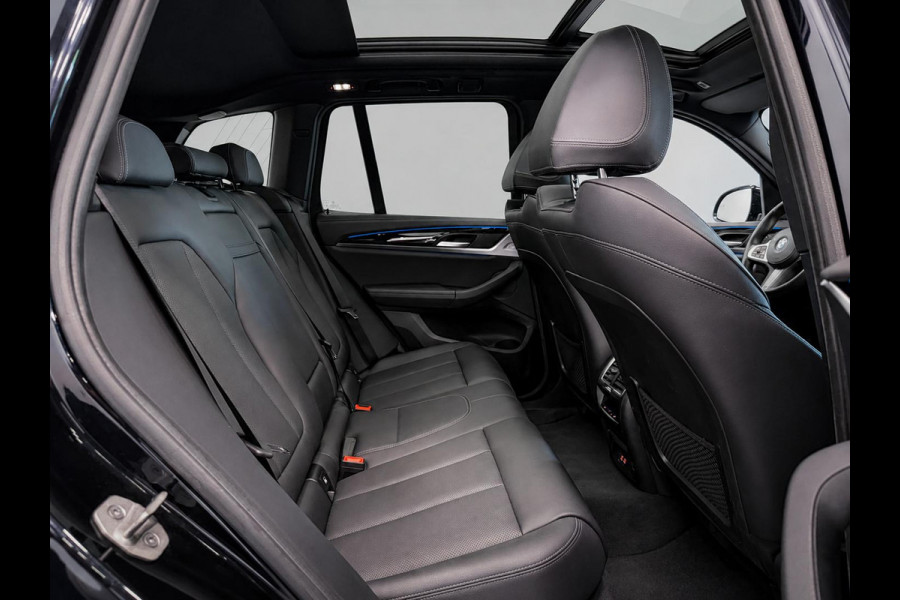 BMW iX3 High Executive M Sport 80 kWh Panoramadak Driving Adaptive Cryuise Control Leder Assistant Professional Camera Adaptief LED Shadow Line Stoelverwarming