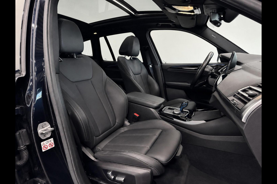BMW iX3 High Executive M Sport 80 kWh Panoramadak Driving Adaptive Cryuise Control Leder Assistant Professional Camera Adaptief LED Shadow Line Stoelverwarming