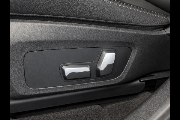 BMW iX3 High Executive M Sport 80 kWh Panoramadak Driving Adaptive Cryuise Control Leder Assistant Professional Camera Adaptief LED Shadow Line Stoelverwarming