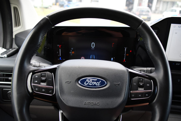 Ford Transit Custom 300 2.0 TDCI L2H1 Limited Camera, Cruise, Carplay, Virtual, 136pk, Stoelverwarming, Automaat, LED, Multimedia, Sensoren, Uniek!