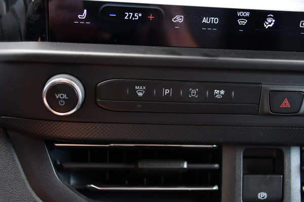 Ford Transit Custom 300 2.0 TDCI L2H1 Limited Camera, Cruise, Carplay, Virtual, 136pk, Stoelverwarming, Automaat, LED, Multimedia, Sensoren, Uniek!