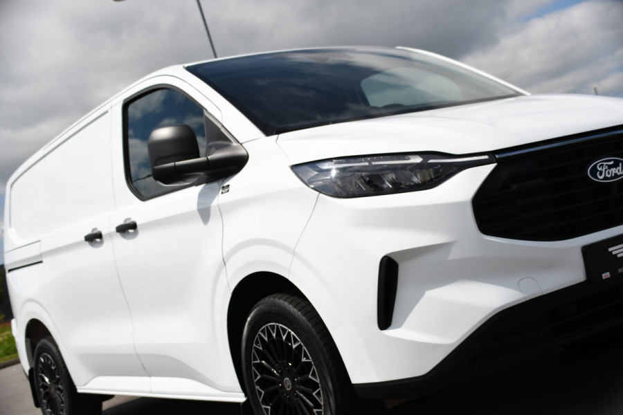 Ford Transit Custom 300 2.0 TDCI L1H1 AWD PB Edition Camera, Adaptieve Cruise, Carplay, 4x4, Virtual, 136pk, Automaat, LED, Multimedia, Sensoren, Uniek!