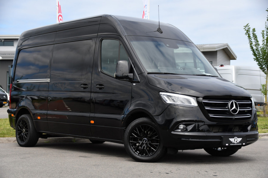 Mercedes-Benz Sprinter 314 2.2 CDI L2H2 Black Edition Full Options! Adaptieve Cruise, Camera, LED, Memory, Standkachel, Stoelverwarming, Trekhaak, Voorruit verwarming, Carplay, 10,5'' Mbux, Uniek!