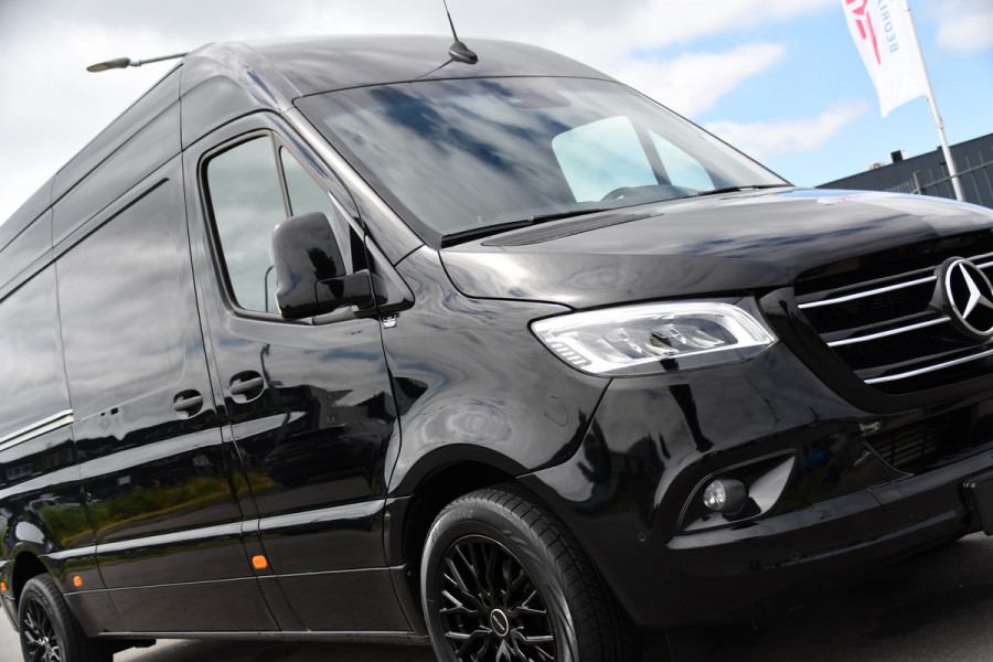 Mercedes-Benz Sprinter 314 2.2 CDI L2H2 Black Edition Full Options! Adaptieve Cruise, Camera, LED, Memory, Standkachel, Stoelverwarming, Trekhaak, Voorruit verwarming, Carplay, 10,5'' Mbux, Uniek!