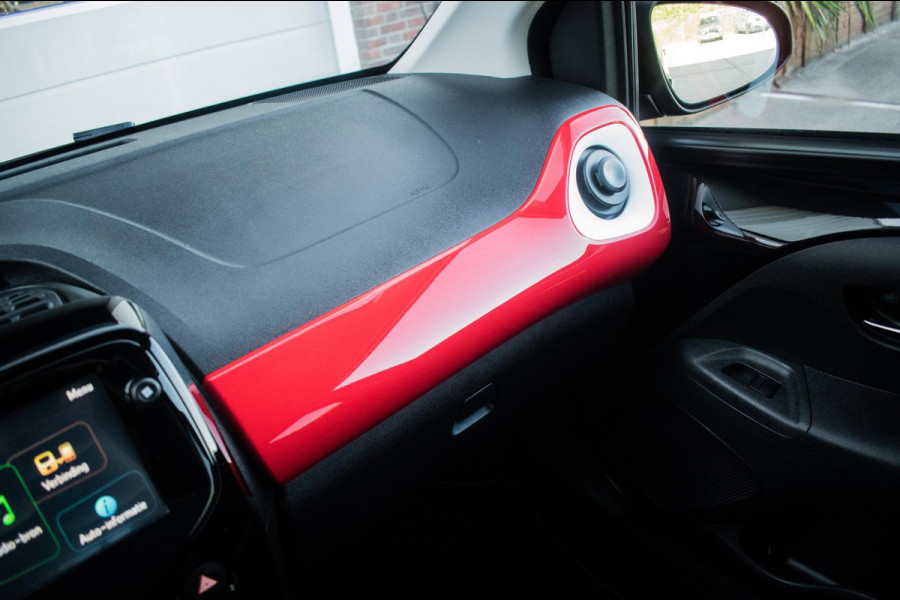 Citroën C1 1.0 VTi JCC+ Collectors Edition [ UNIEK Carplay Camera Nieuwstaat Climate Control Extra Getint Glas ]