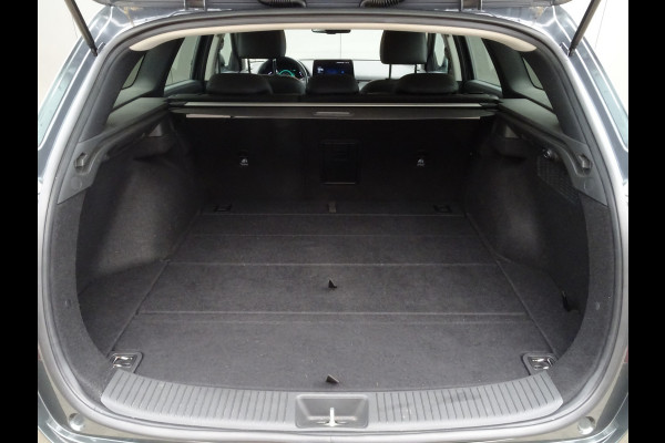 Hyundai i30 Wagon 1.5 T-GDi MHEV Premium * 161 PK * LUXE UITV. !!