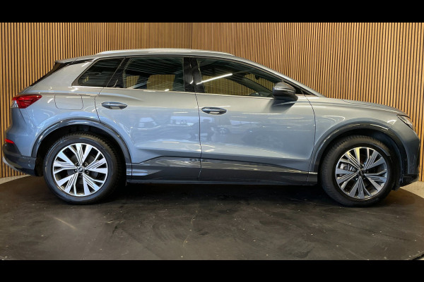 Audi Q4 e-tron 40 Advanced Edition 77 kWh|90% SOH|ELEK.TREKHAAK|ACC|CARPLAY|CAMERA|STOELVERW.|NAVI|NAP|NL-AUTO|INCL. BTW|1e EIG|