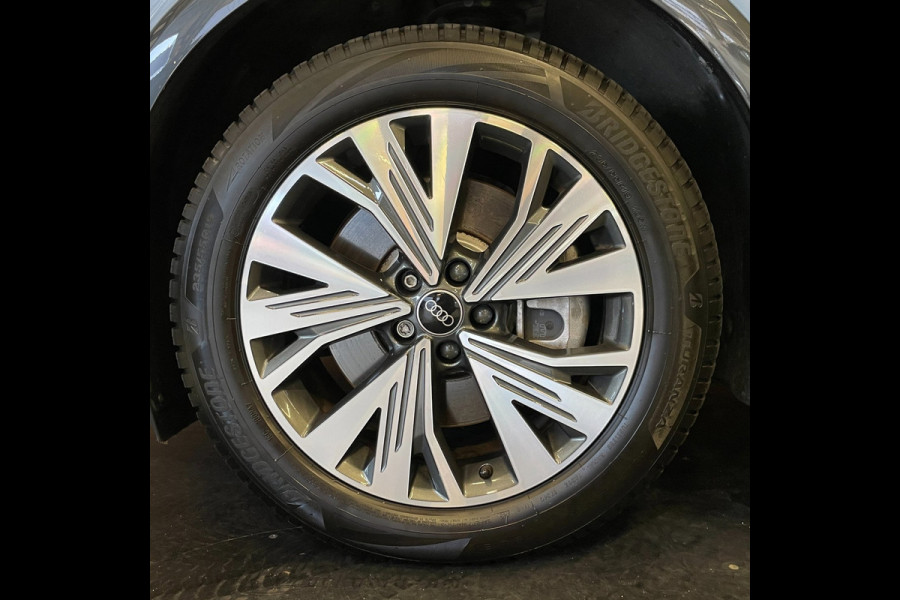 Audi Q4 e-tron 40 Advanced Edition 77 kWh|90% SOH|ELEK.TREKHAAK|ACC|CARPLAY|CAMERA|STOELVERW.|NAVI|NAP|NL-AUTO|INCL. BTW|1e EIG|