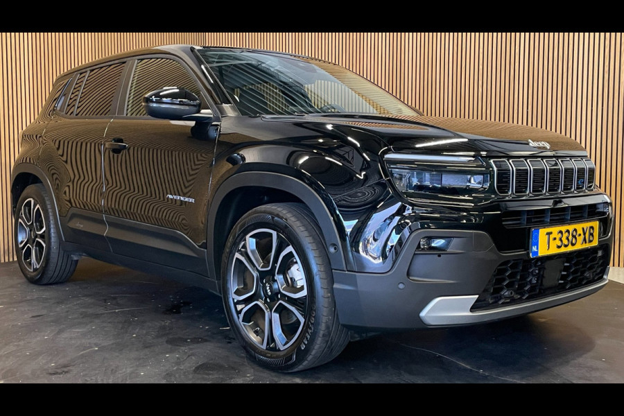 Jeep Avenger 54 kWh|95% SOH|BLACK EDITION|ELEK.A-KLEP|ACC|CAMERA|CARPLAY|ANDROID AUTO|STOELVERW.|PDC V+A|LMV|NAP|NL-AUTO|INCL.BTW|