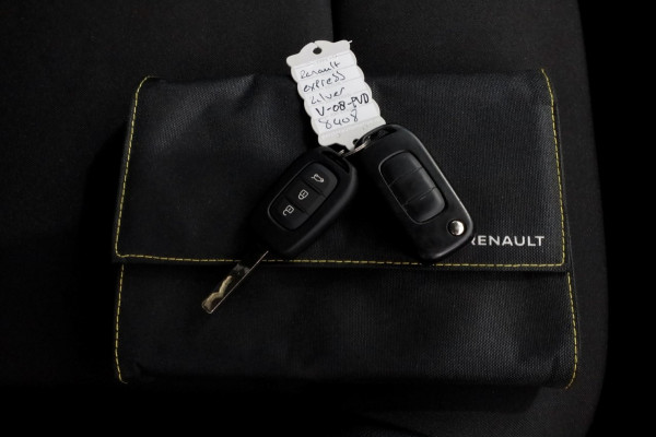 Renault Express 1.3 TCe 100pk Benzine Comfort Airco/Navi/Cruise Control 06-2022