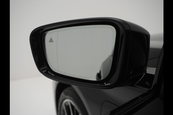 BMW 5 Serie Touring 530e M Sport Shadow Line | Panoramadak | Leder | LaserLED | HUD | Keyless | Sfeerlicht | Camera | Dodehoek