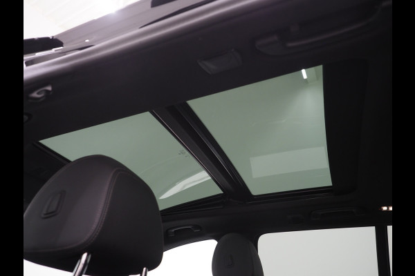 BMW 5 Serie Touring 530e M Sport Shadow Line | Panoramadak | Leder | LaserLED | HUD | Keyless | Sfeerlicht | Camera | Dodehoek