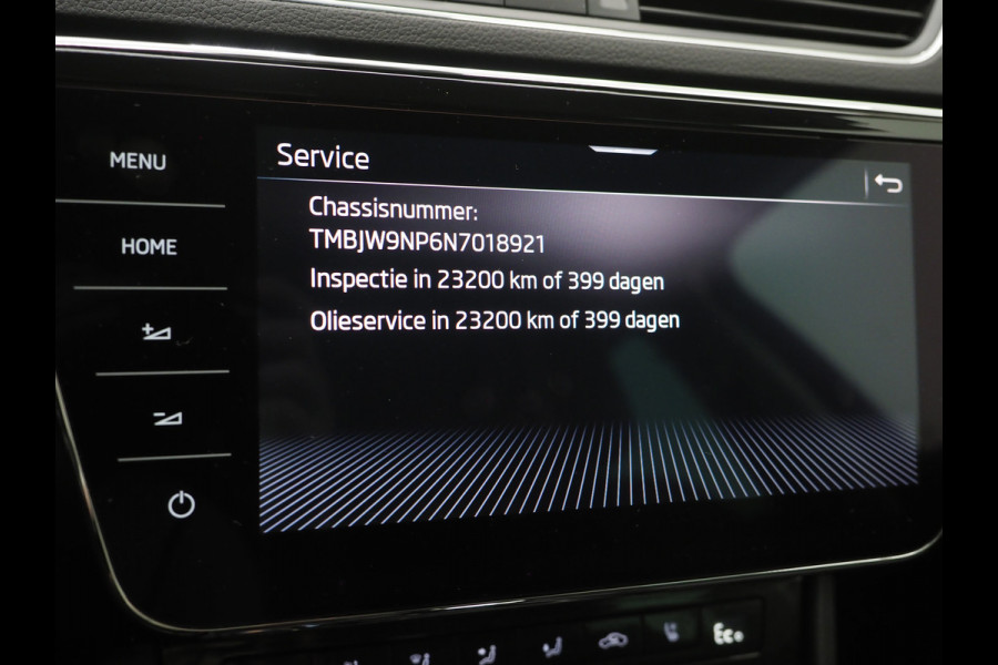 Škoda Superb Combi 1.4 TSI iV Style | Leder | Trekhaak | 360 | Massage | Stoelkoeling | Keyless | Virtual | Sfeerlicht