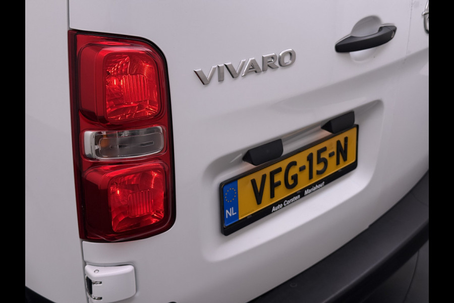Opel Vivaro 1.5CDTI 102PK 3-Persoons Airco Cruise Control Euro 6 Regen-Lichtsensor Edition Betonlpex Vloer Wandbetimmering Schuifdeur 1e Eigenaar Origineel Nederlandse Auto