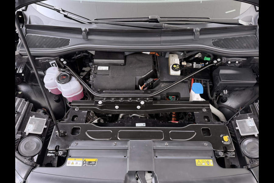 Škoda ENYAQ iV 60 SOH 92% Warmtepomp Panoramadak Adap.Cruise 3-Zone Stoelverwarming Keyless advanced Ecc Pdc Android Auto Apple Carplay Privacy Glas Lmv Led Isofix Lane Assist Verkeersbord herkenning 1e Eigenaar Dealeronderhouden Origineel Nederlandse Auto