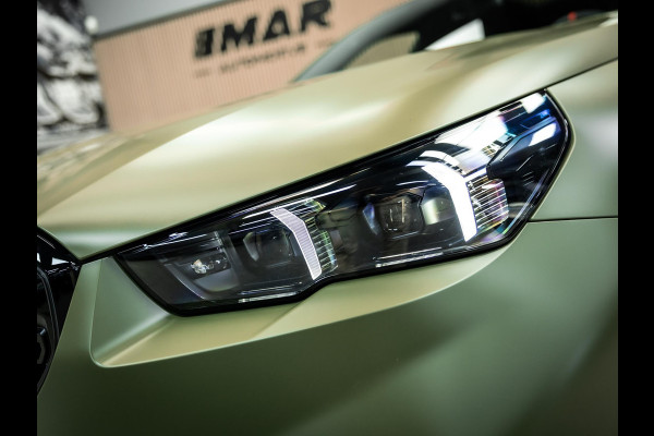 BMW 5 Serie Touring M5 Unieke kleur, Vossen 23/22 inch,Akrapovic, Carbon pack rondom