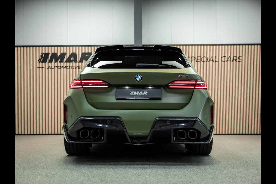 BMW 5 Serie Touring M5 Unieke kleur, Vossen 23/22 inch,Akrapovic, Carbon pack rondom