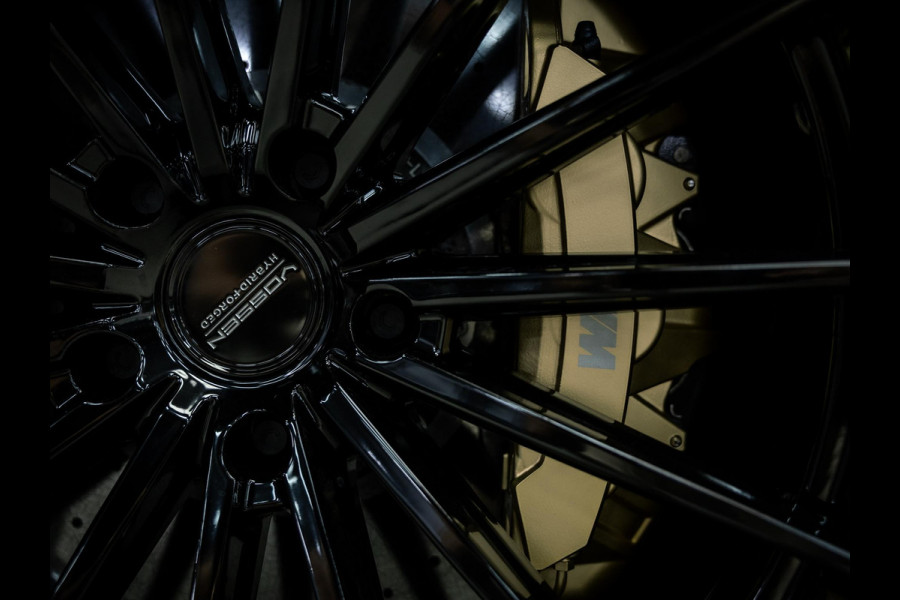 BMW 5 Serie Touring M5 Unieke kleur, Vossen 23/22 inch,Akrapovic, Carbon pack rondom