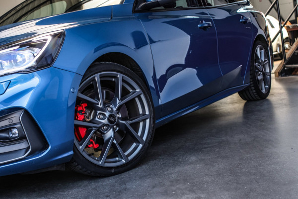 Ford FOCUS Wagon 2.3 EcoBoost ST-3 *Pano*B&O*Keyless*Camera*Elek. Stoelen*