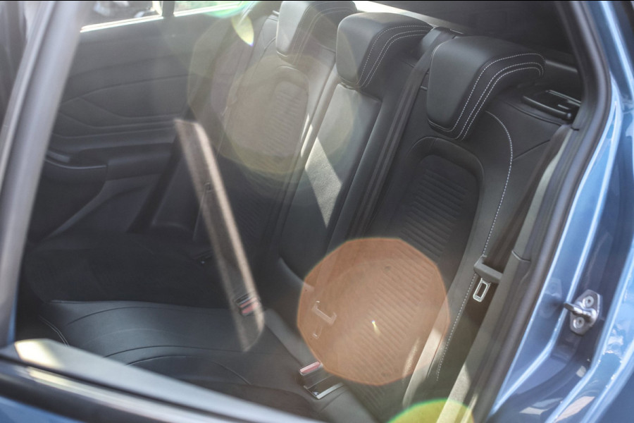 Ford FOCUS Wagon 2.3 EcoBoost ST-3 *Pano*B&O*Keyless*Camera*Elek. Stoelen*