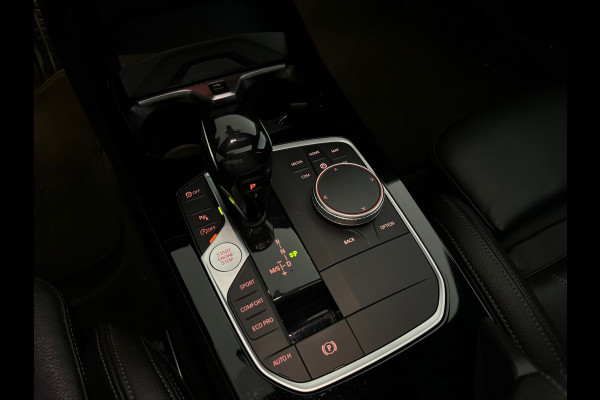 BMW 1-serie M135i xDrive High Executive Edition Pano|HuD|H/K