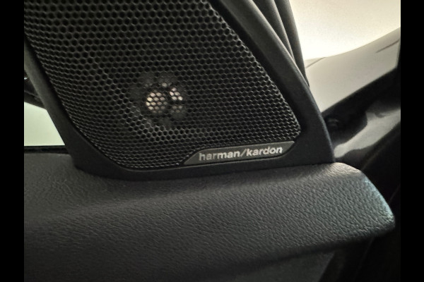 BMW 1-serie M135i xDrive High Executive Edition Pano|HuD|H/K
