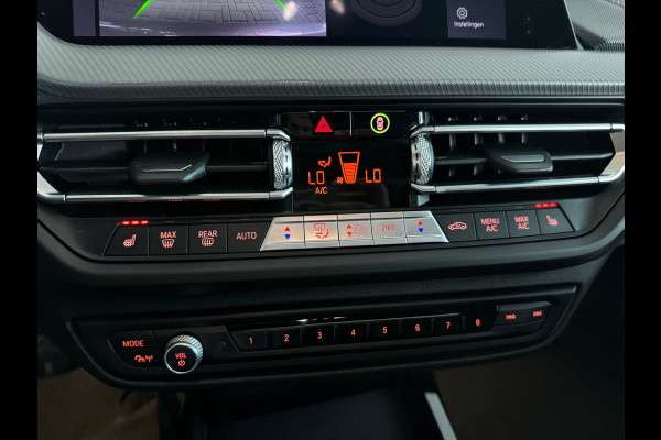 BMW 1-serie M135i xDrive High Executive Edition Pano|HuD|H/K