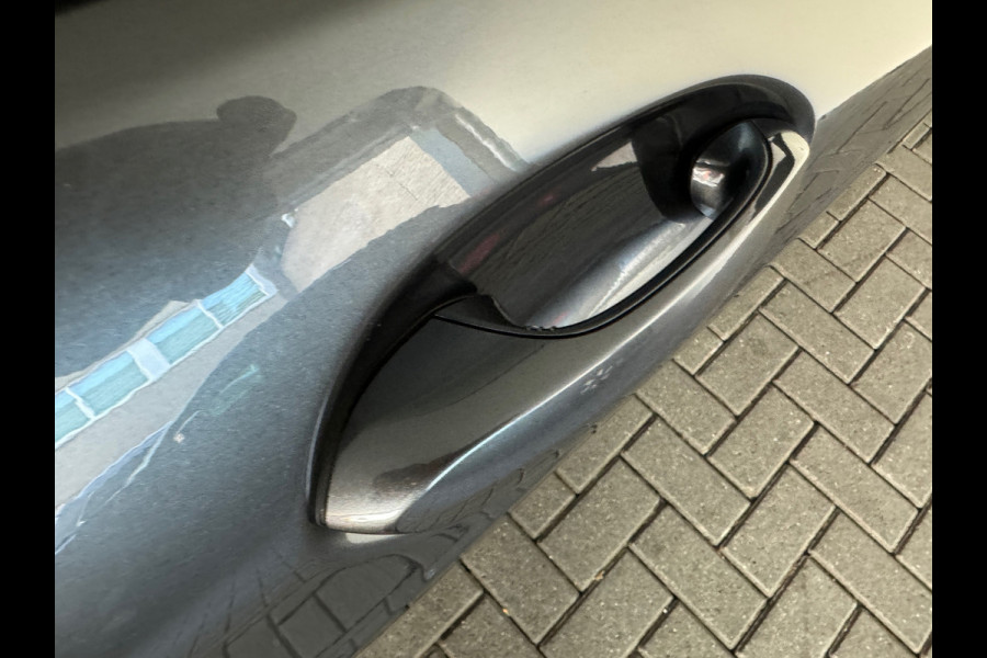 BMW 1-serie M135i xDrive High Executive Edition Pano|HuD|H/K