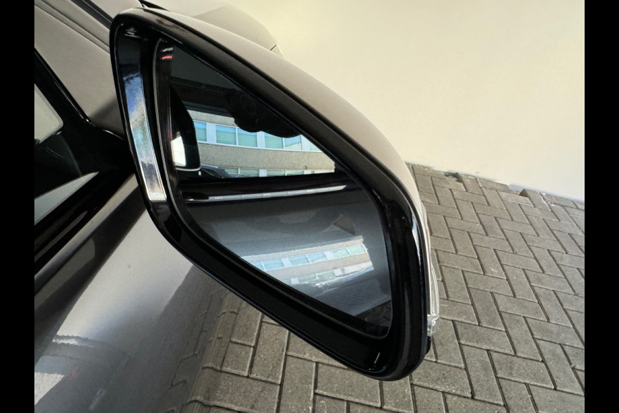 BMW 1-serie M135i xDrive High Executive Edition Pano|HuD|H/K
