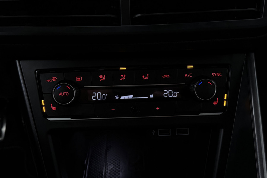 Volkswagen Polo 1.0 TSI Highline Business R-Line (PANORAMADAK, VIRTUAL, STOELVERWARMING, CAMERA, LED, CARPLAY, PDC)